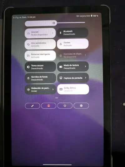 Tablet Lenovo con funda - miniatura 3