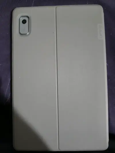 Tablet Lenovo con funda - miniatura 4