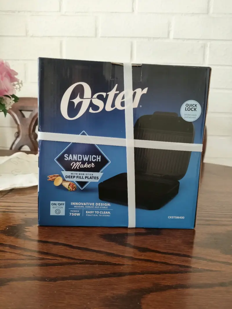 Sandwichera Oster nueva - 1