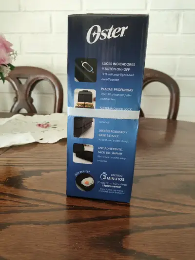 Sandwichera Oster nueva - miniatura 2