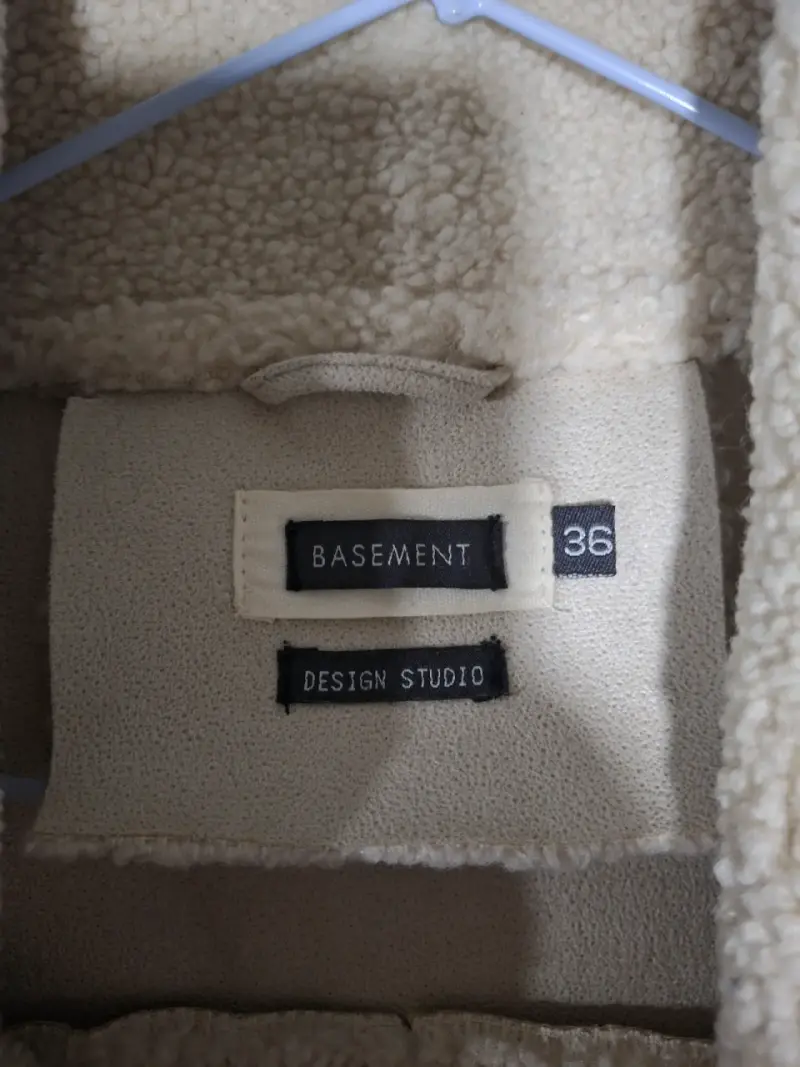 Chaqueta beige de lana con cierres - 2