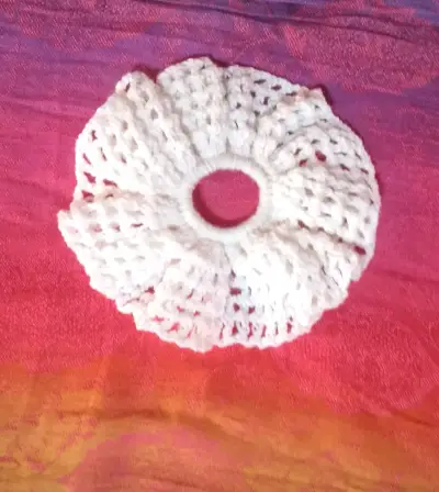 Coletero tejido a crochet blanco - miniatura 2