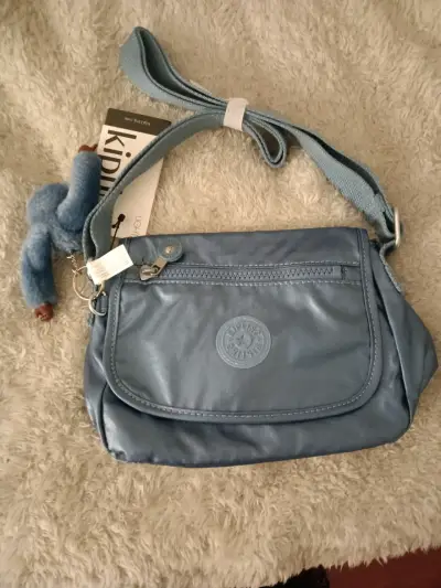 Bandolera azul Kipling nueva - miniatura 1