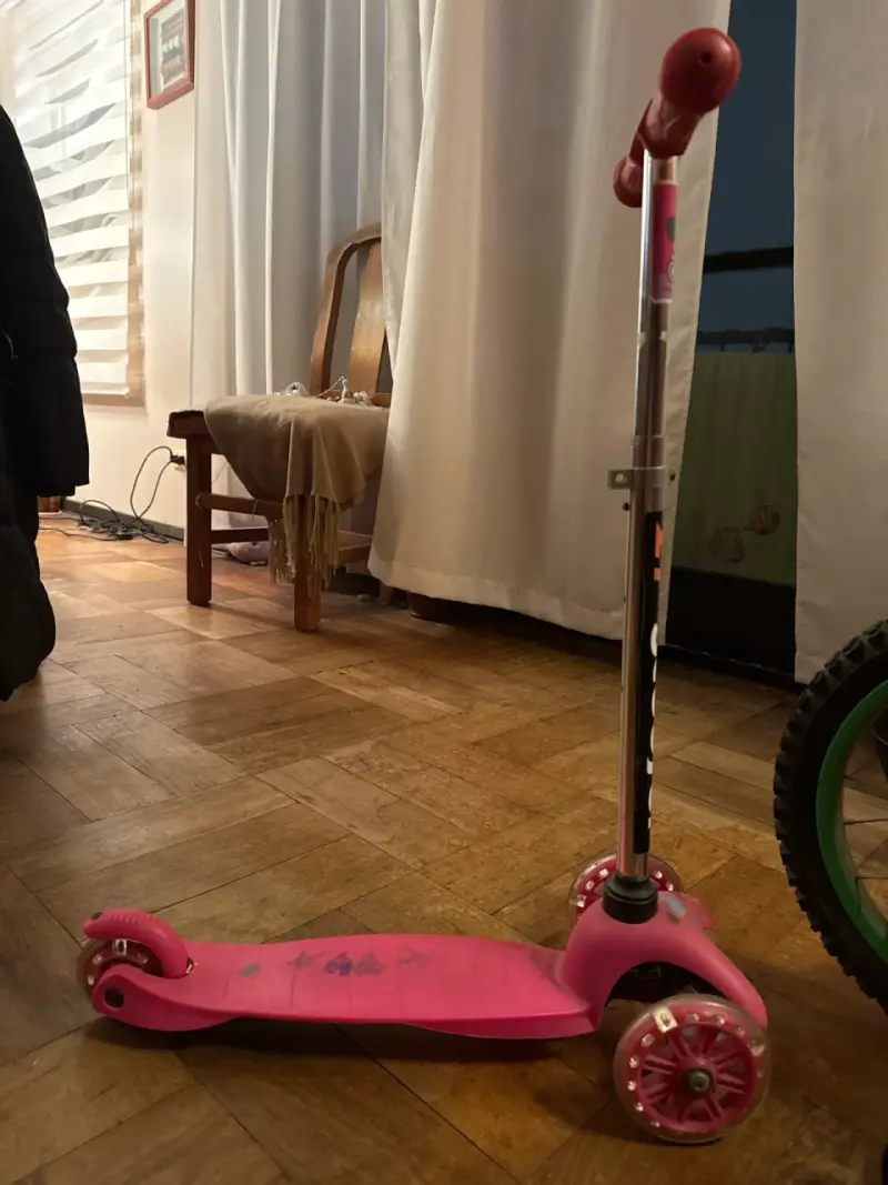 Patinete infantil rosa - 1
