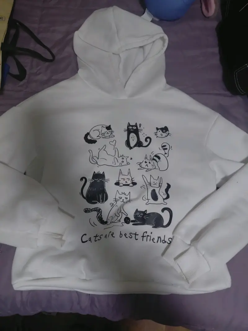 Polerón blanco con estampado de gatos - 1