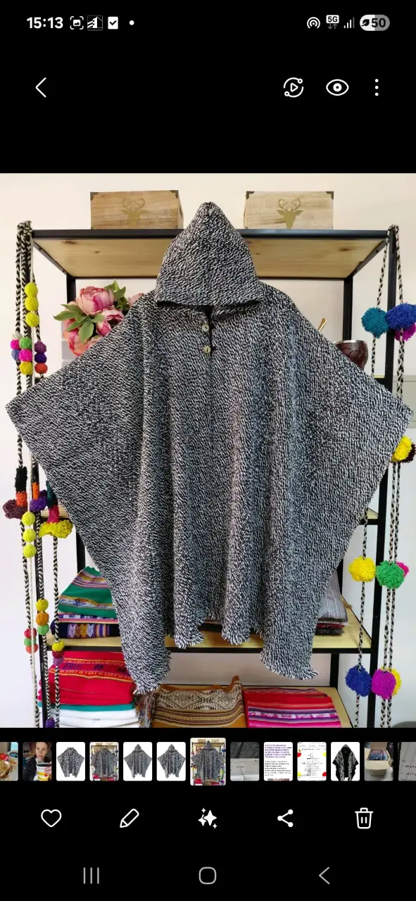 Poncho lana de alpaca con capucha - 1