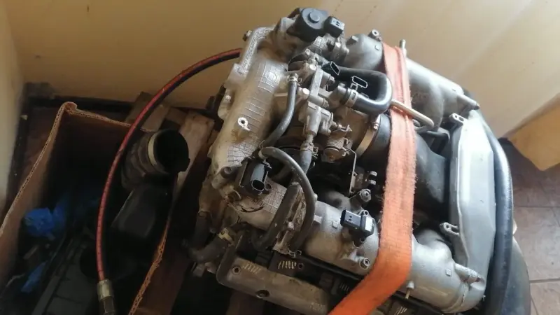 Motor de auto usado en venta - 1