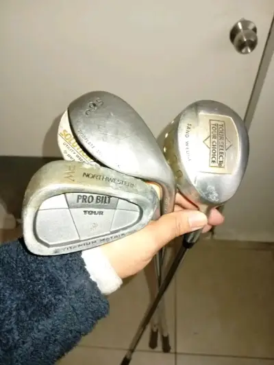 Colección de palos de golf usados - miniatura 3