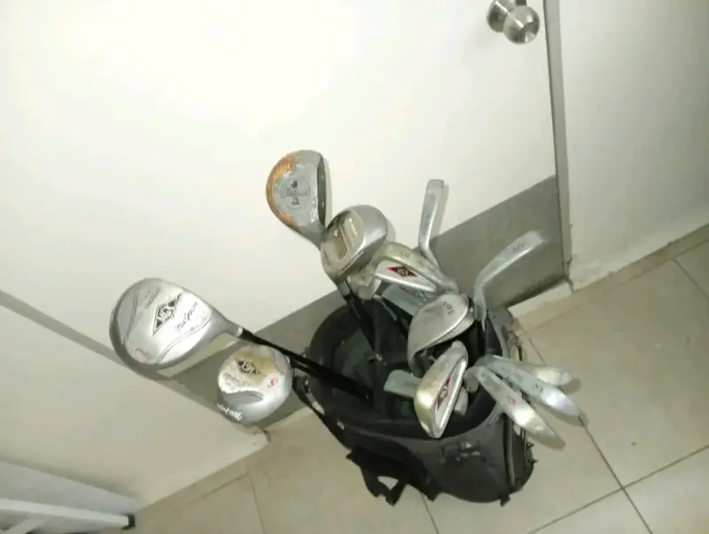 Colección de palos de golf usados - 6