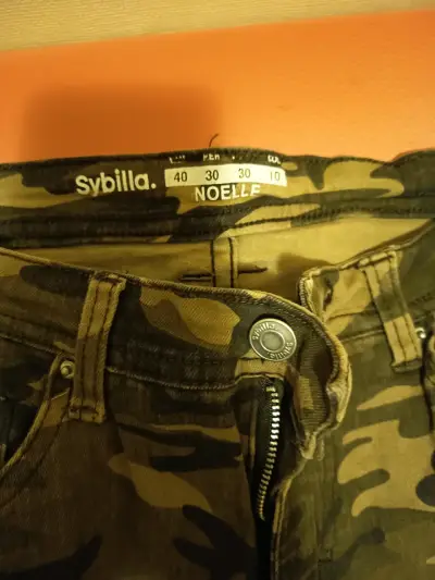 Pantalones camuflados para hombre - miniatura 2