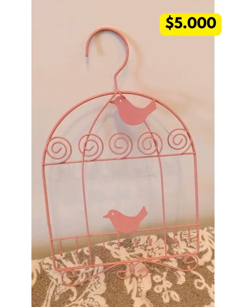 Colgador collares jaula metálica rosa