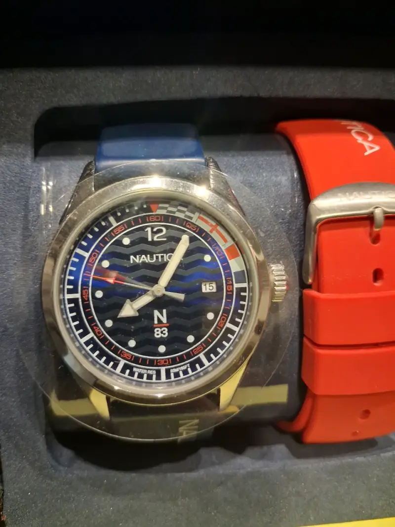 Reloj Nautica azul y rojo - 1
