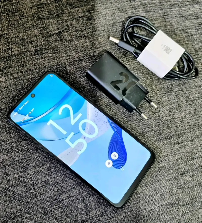 Teléfono inteligente con cargador - 1