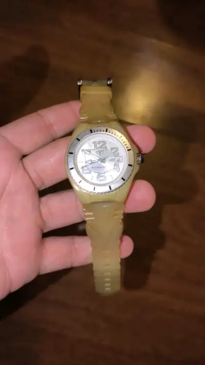Reloj Technomarine dorado - miniatura 2