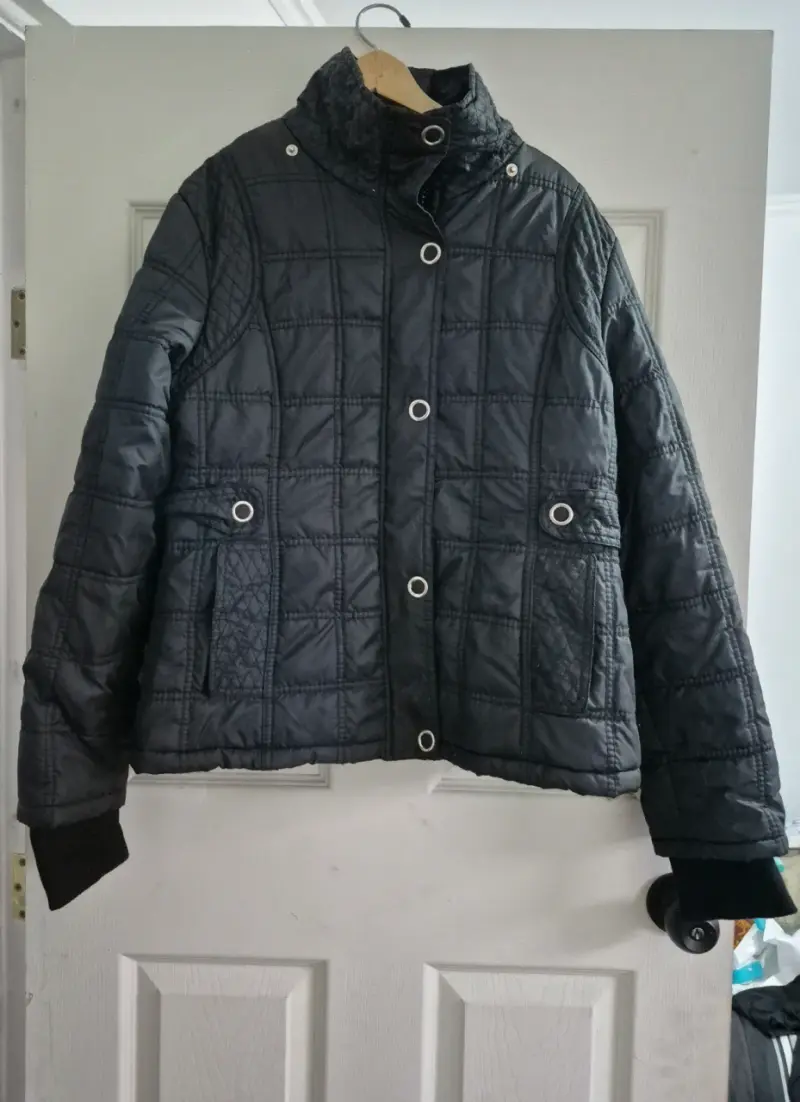 Chaqueta acolchada negra