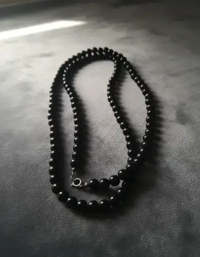 Collar de perlas negras - miniatura 1