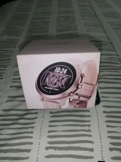 Reloj inteligente Michael Kors - miniatura 1