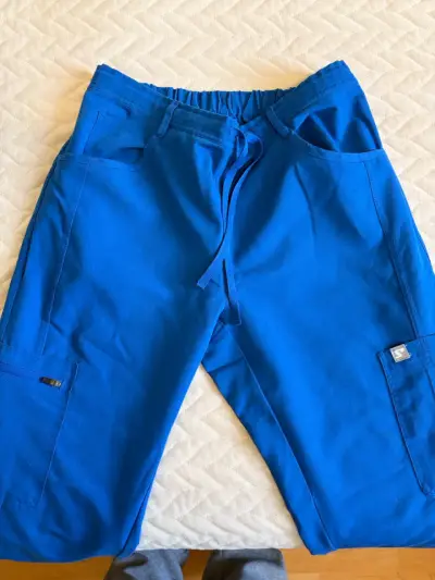 Traje clínico azul rey Scorpi - miniatura 3