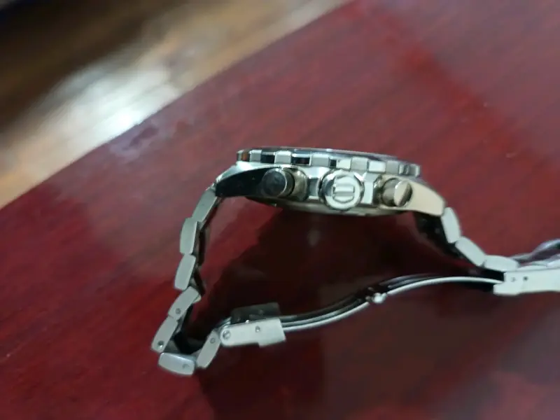 Reloj de pulsera negro y rojo Tauger, versión - 3