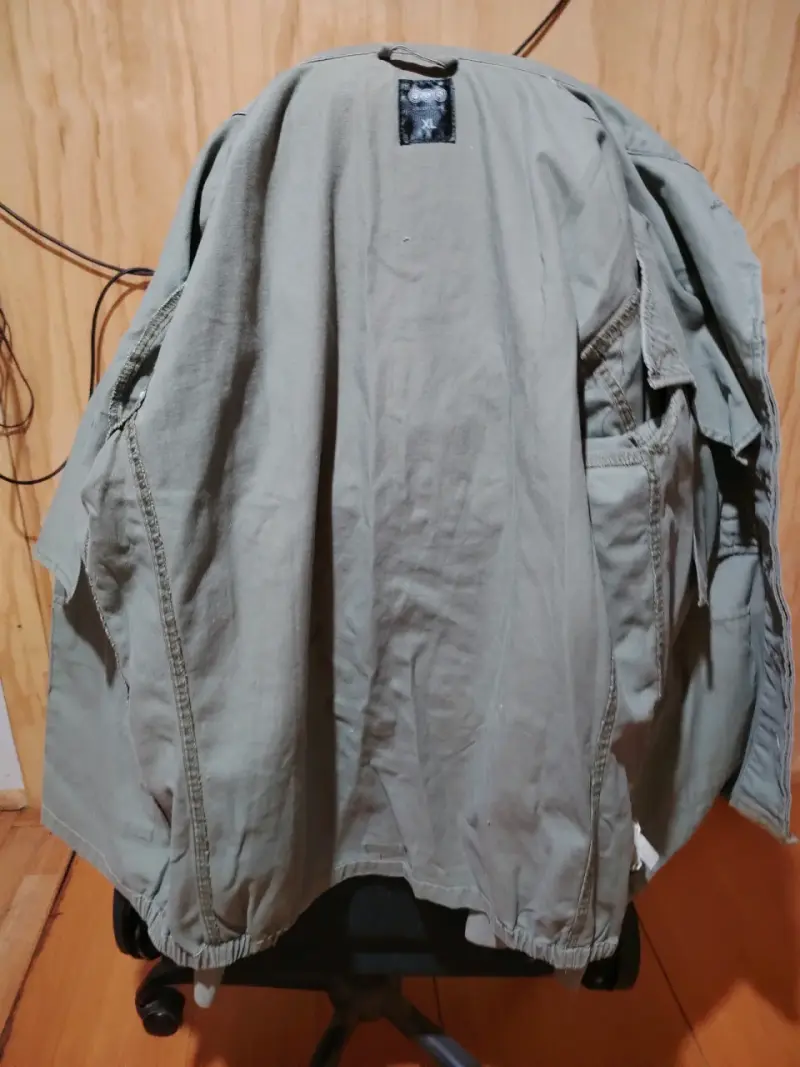 Chaqueta  verde con parches - 6