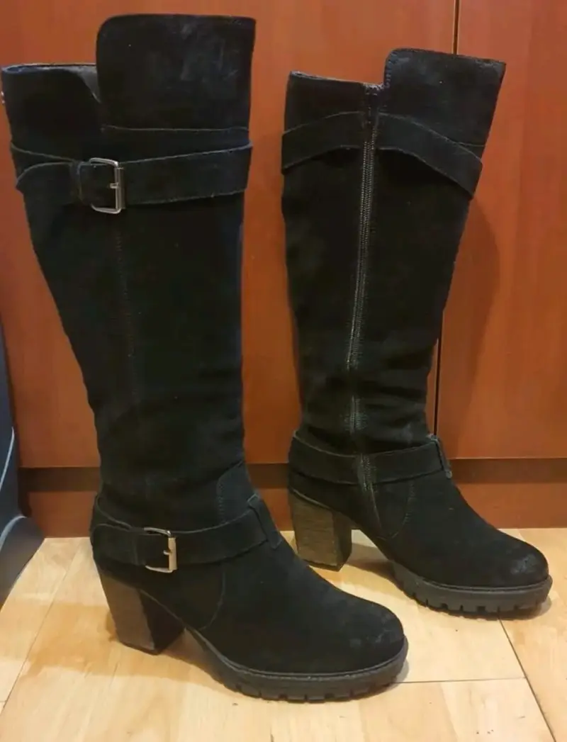 Botas negras de tacón alto Pollini - 1