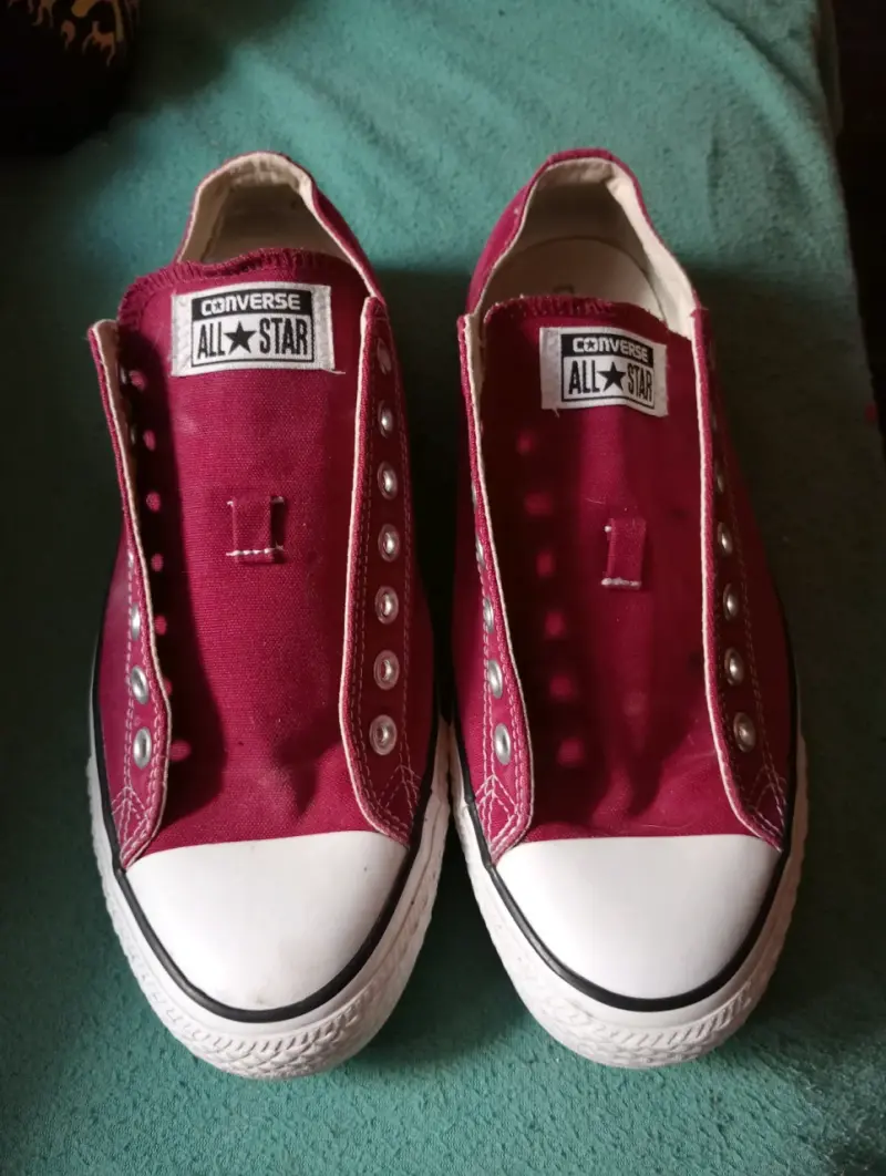 Zapatillas Converse bordó sin cordones - 2