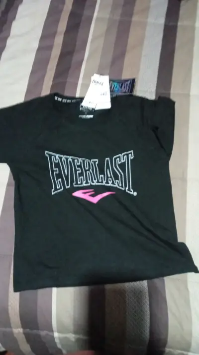 Ropa Everlast - miniatura 1