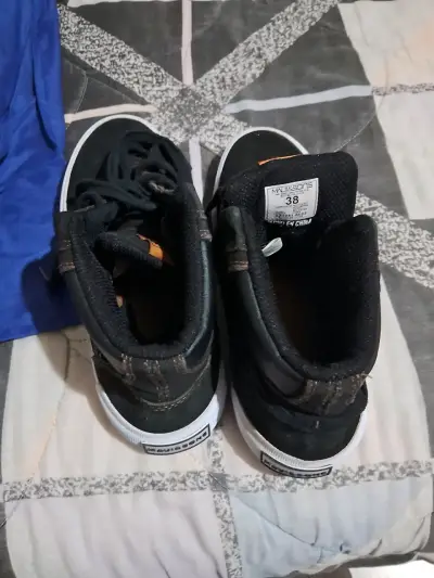 Zapatillas negras talla 38 - miniatura 1