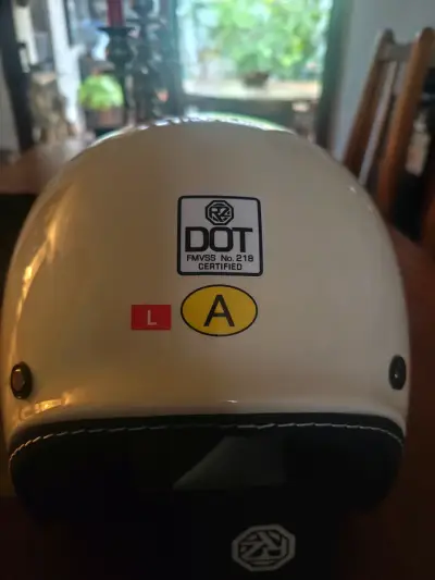 Cassco de moto vintage,nuevo sin uso,blanco - miniatura 5