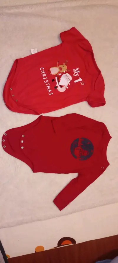 Body bebé navideño rojo - miniatura 3