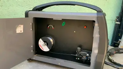 Soldadora Gladiator Pro Inverter - miniatura 2