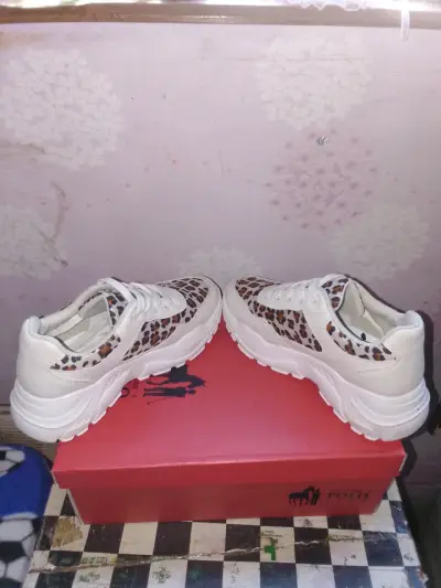 Zapatillas deportivas animal print - miniatura 2