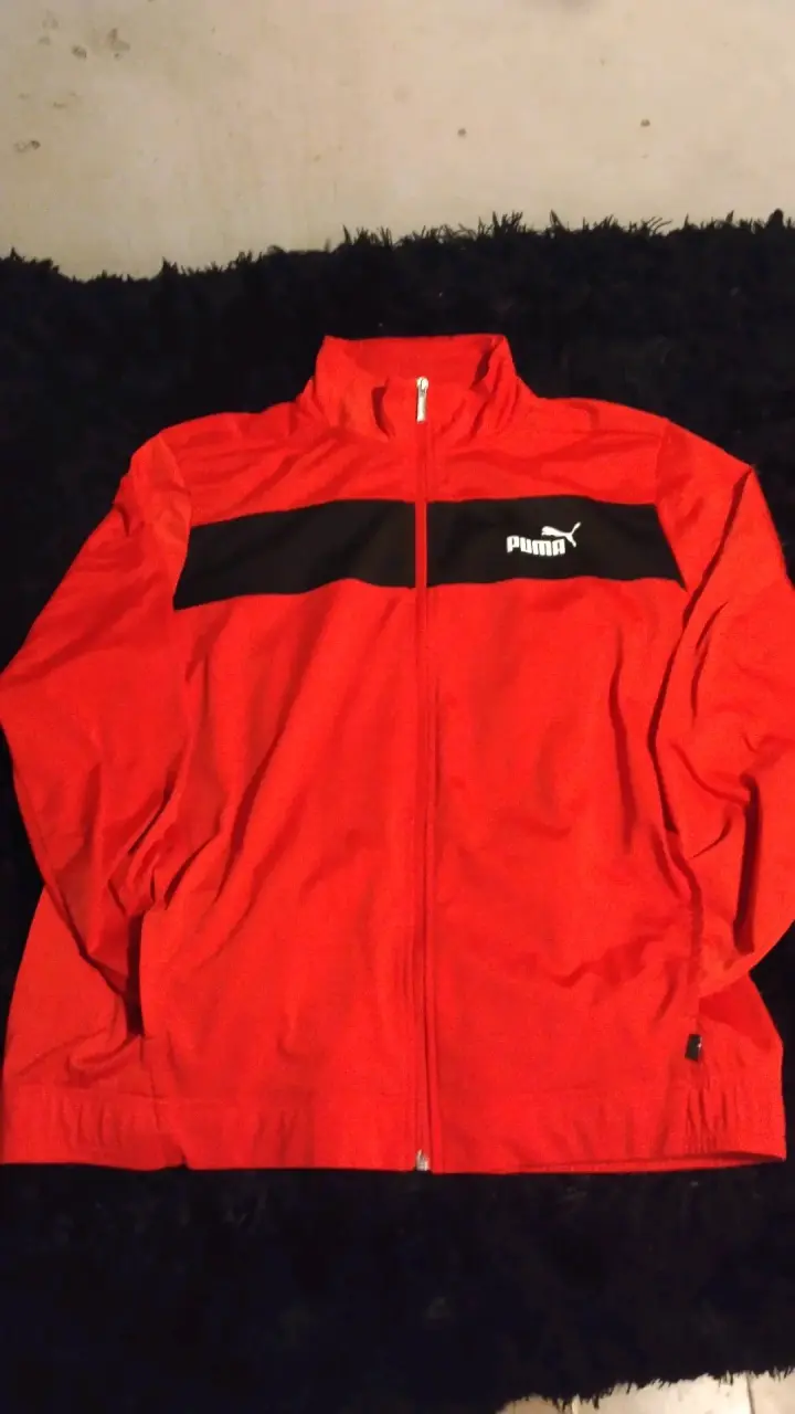 Chaqueta deportiva roja y negra Puma - 2