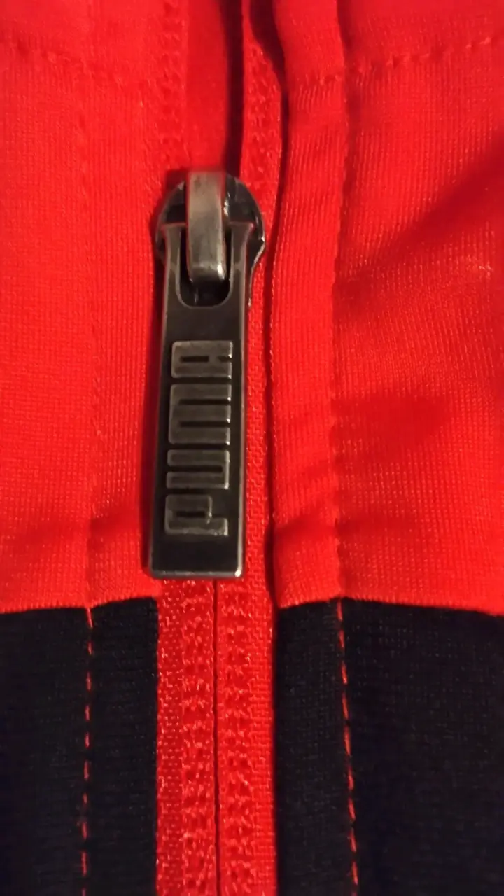 Chaqueta deportiva roja y negra Puma - 4