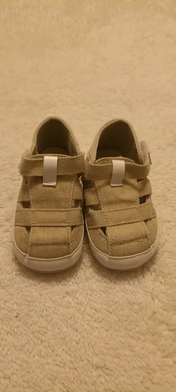 Zapatos beige para bebé - 1