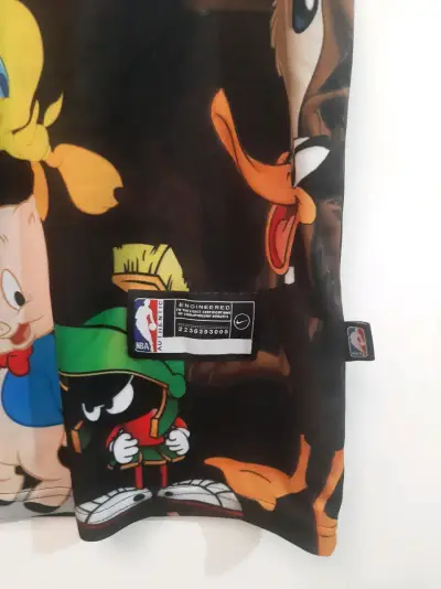 Camiseta Toon Squad Looney Tunes - miniatura 3