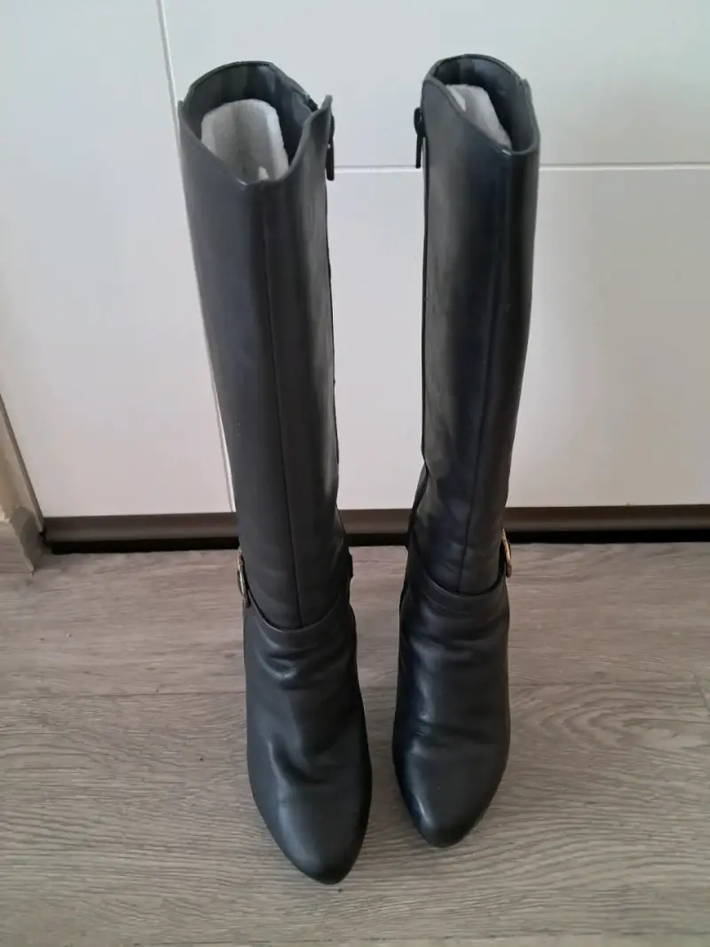 Botas negras de cuero alto - 5