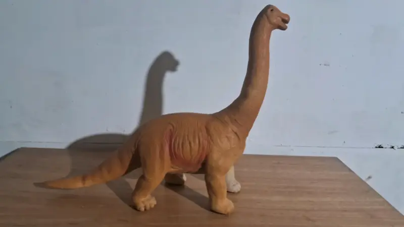 Juguete dinosaurio Brontosaurio - 1