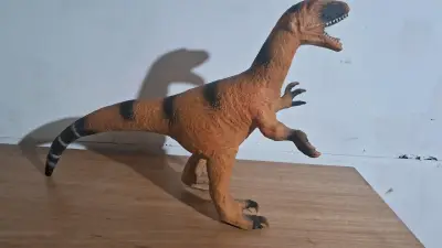 Juguete dinosaurio Brontosaurio - miniatura 2