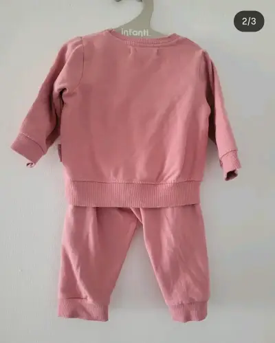 Conjunto infanti rosado para bebé - miniatura 2