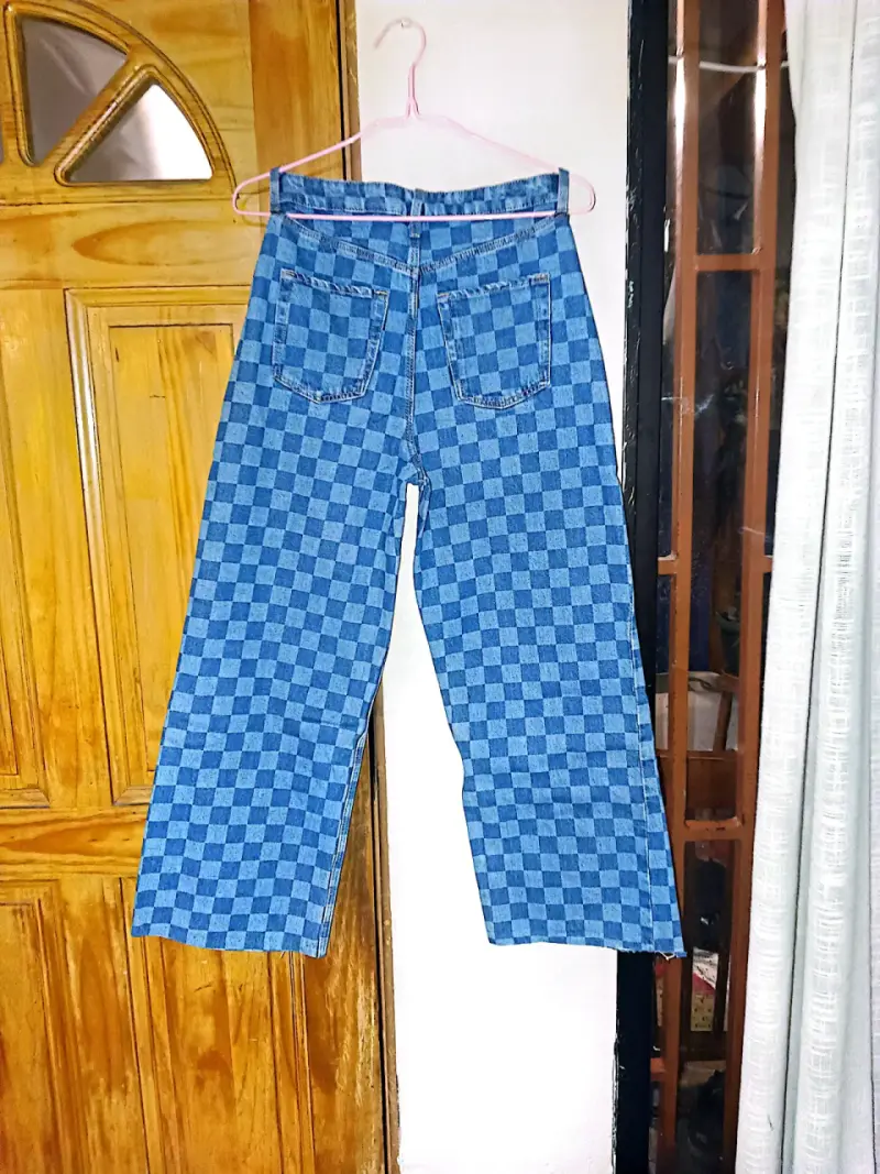 Jeans con diseño a cuadros - 2