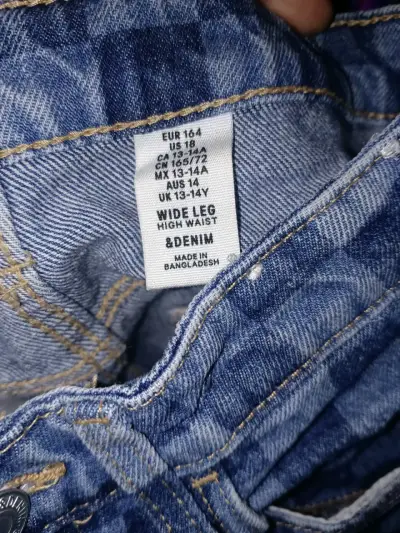 Jeans con diseño a cuadros - miniatura 4