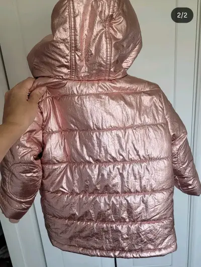 Chaqueta de niña rosada metalizada - miniatura 2