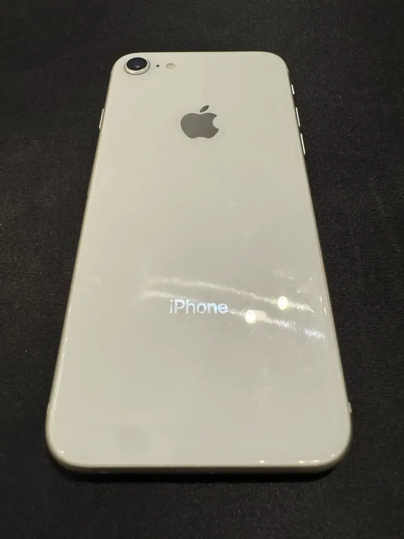 iPhone 8 - 2