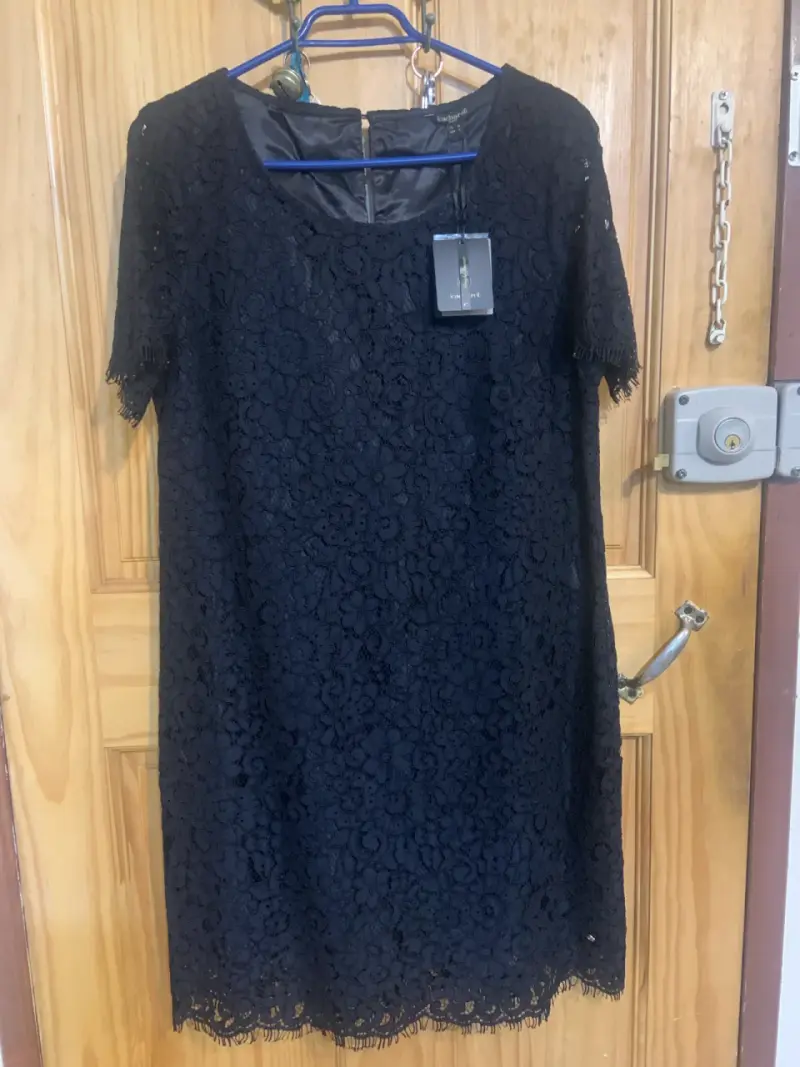 Vestido encaje negro nuevo - 1