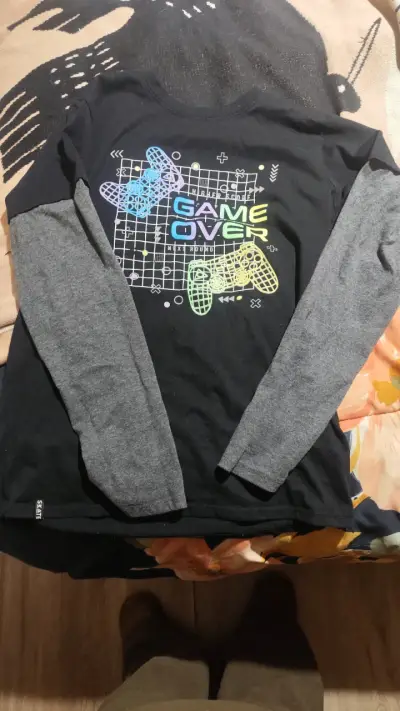 Polera manga larga Game Over - miniatura 1