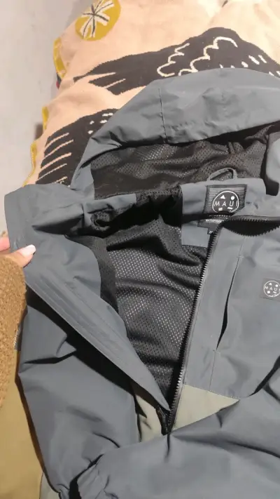 Chaqueta impermeable bicolor - miniatura 4
