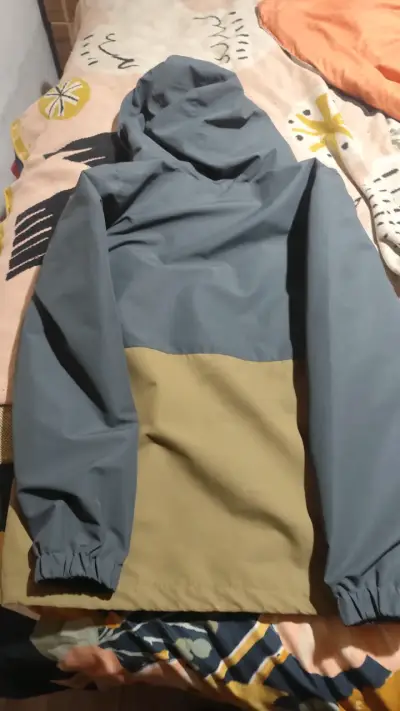 Chaqueta impermeable bicolor - miniatura 6