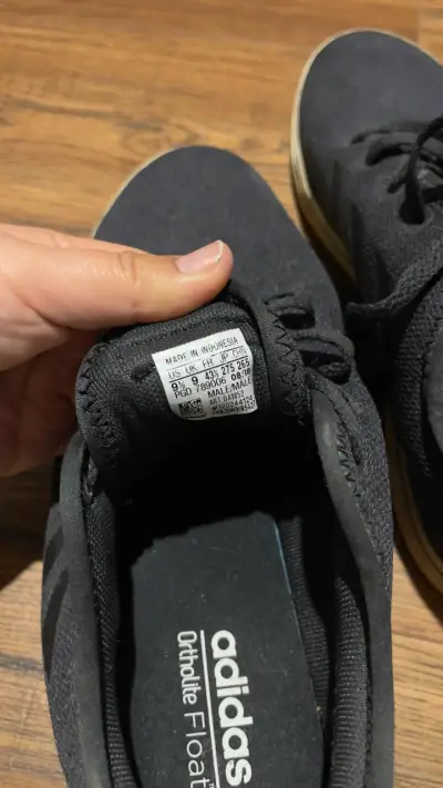Zapatillas deportivas adidas - miniatura 3
