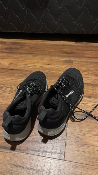 Zapatillas negras Columbia - miniatura 1